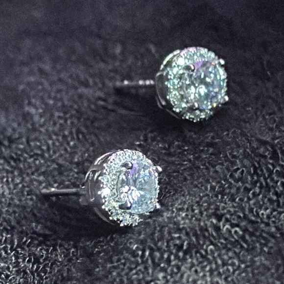 Halo Set Diamond 💎 Series Sterling Silver 925 Stud Earring Pair NIB - Picture 1 of 6